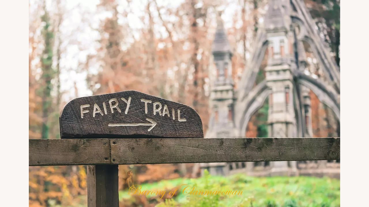 Fairy trail, Barony of Clanmacowan, Galway, Ireland, an da shealladh